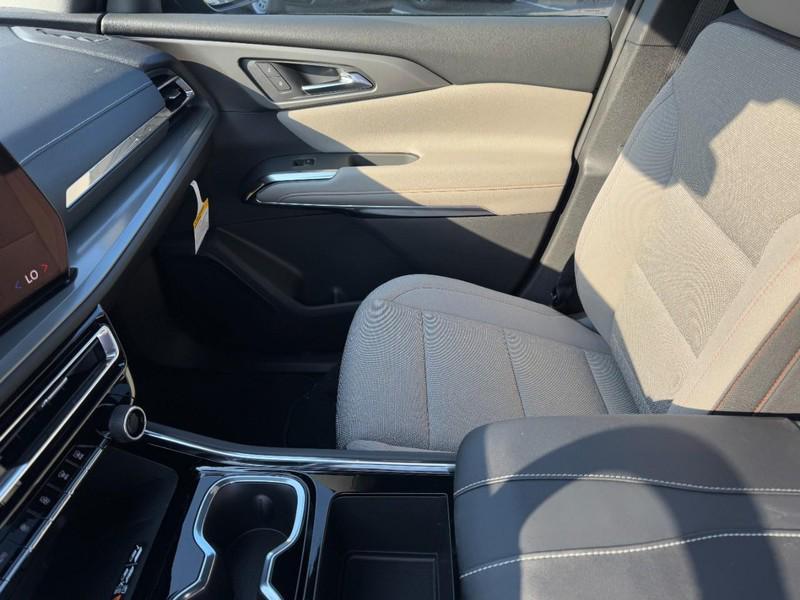 new 2026 Chevrolet Traverse car, priced at $41,445