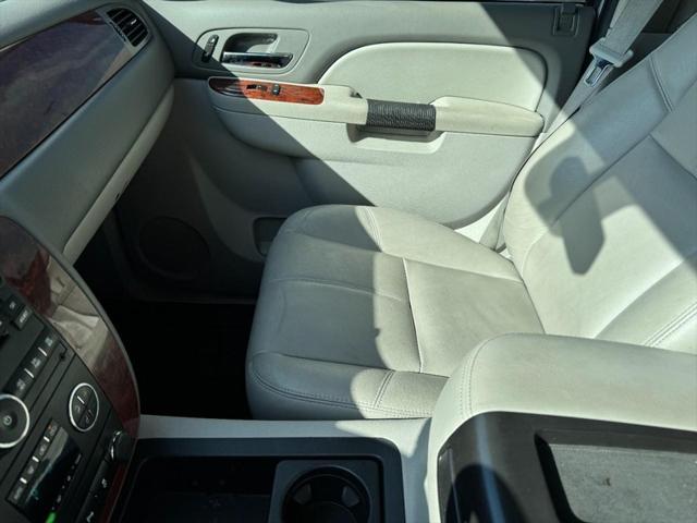 used 2013 Chevrolet Avalanche car, priced at $13,995