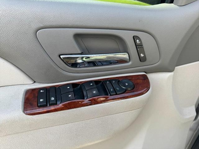 used 2013 Chevrolet Avalanche car, priced at $13,995