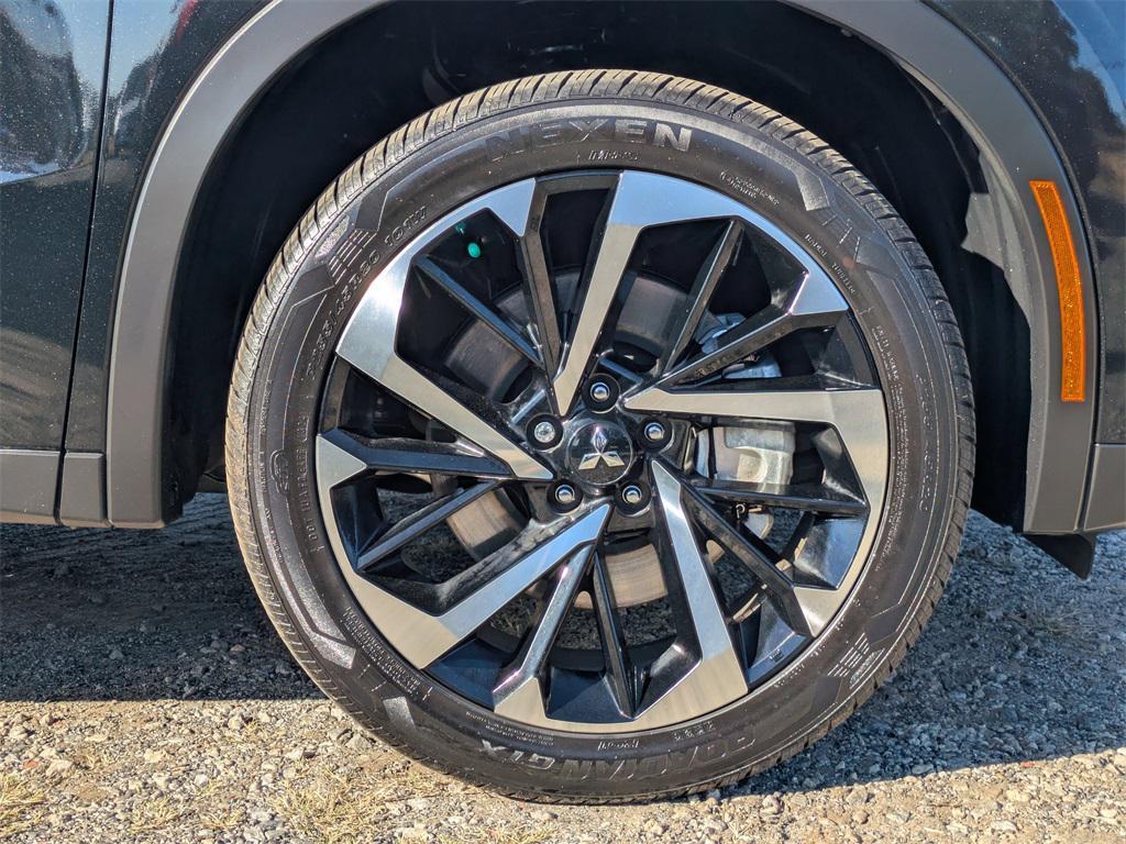 used 2024 Mitsubishi Outlander car, priced at $25,810