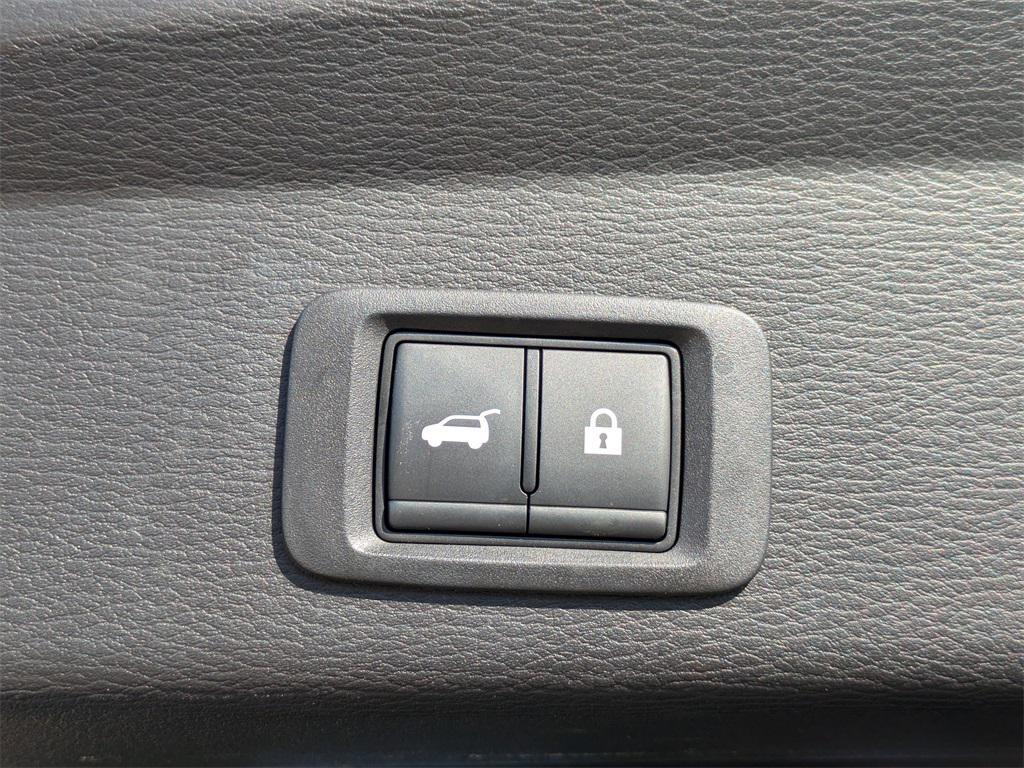 used 2024 Mitsubishi Outlander car, priced at $25,810