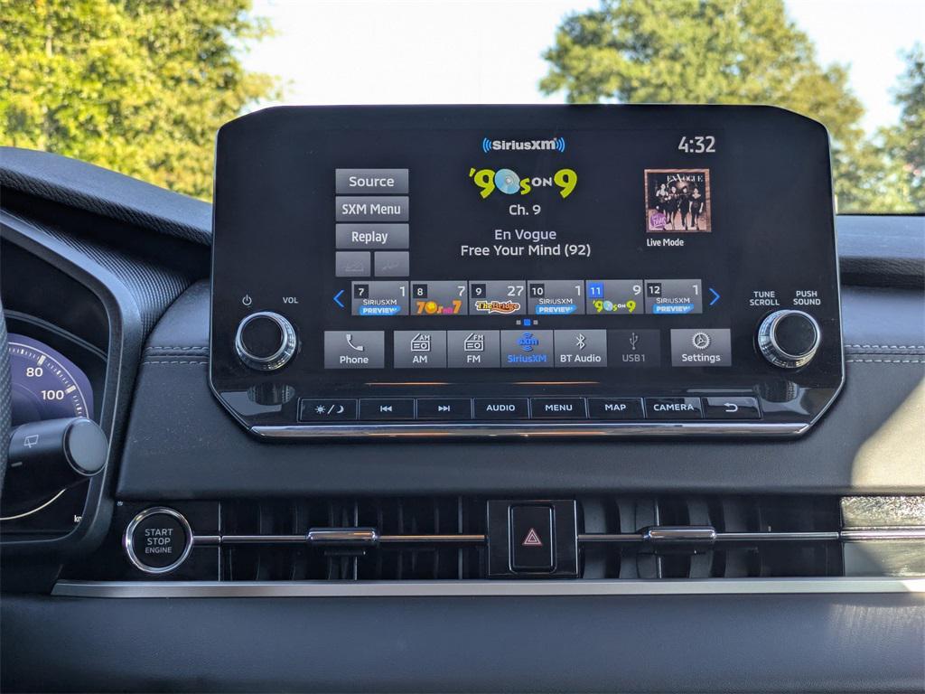 used 2024 Mitsubishi Outlander car, priced at $25,810