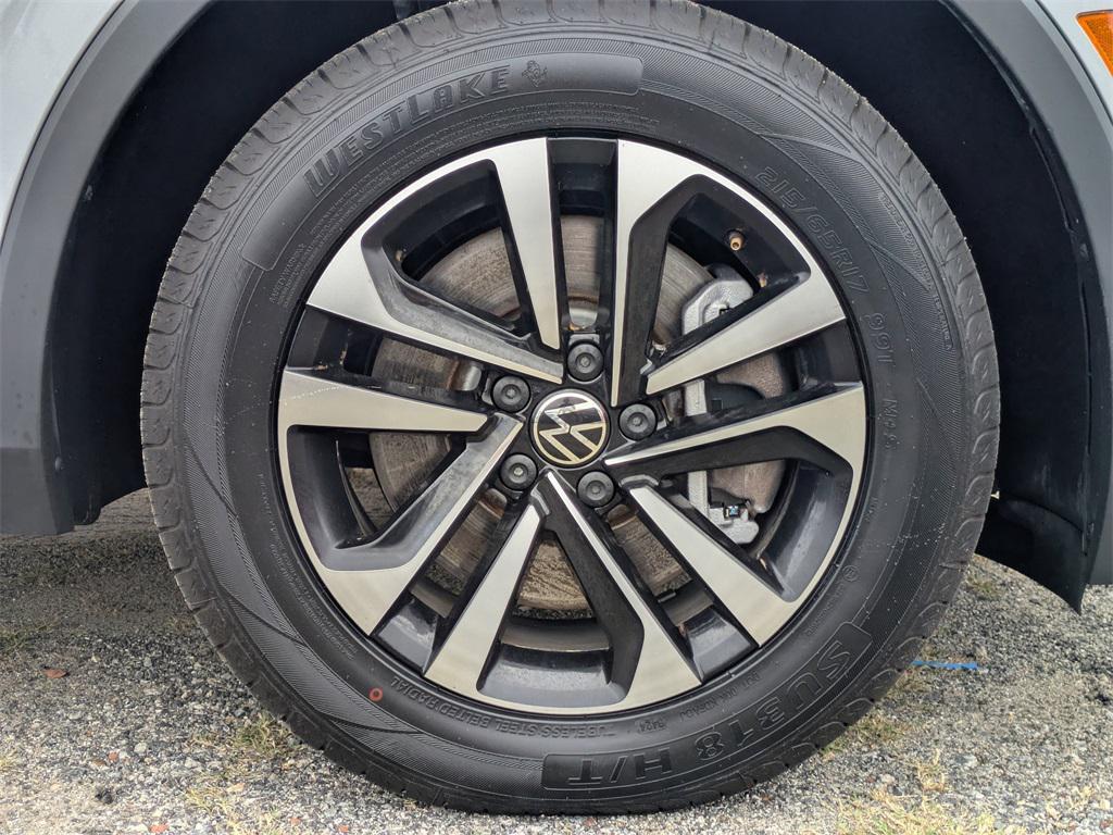 used 2024 Volkswagen Tiguan car, priced at $22,997