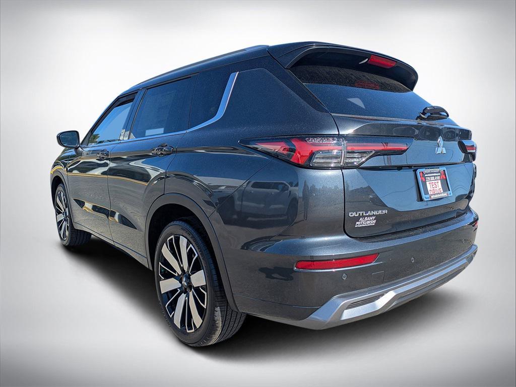 new 2025 Mitsubishi Outlander car, priced at $34,665