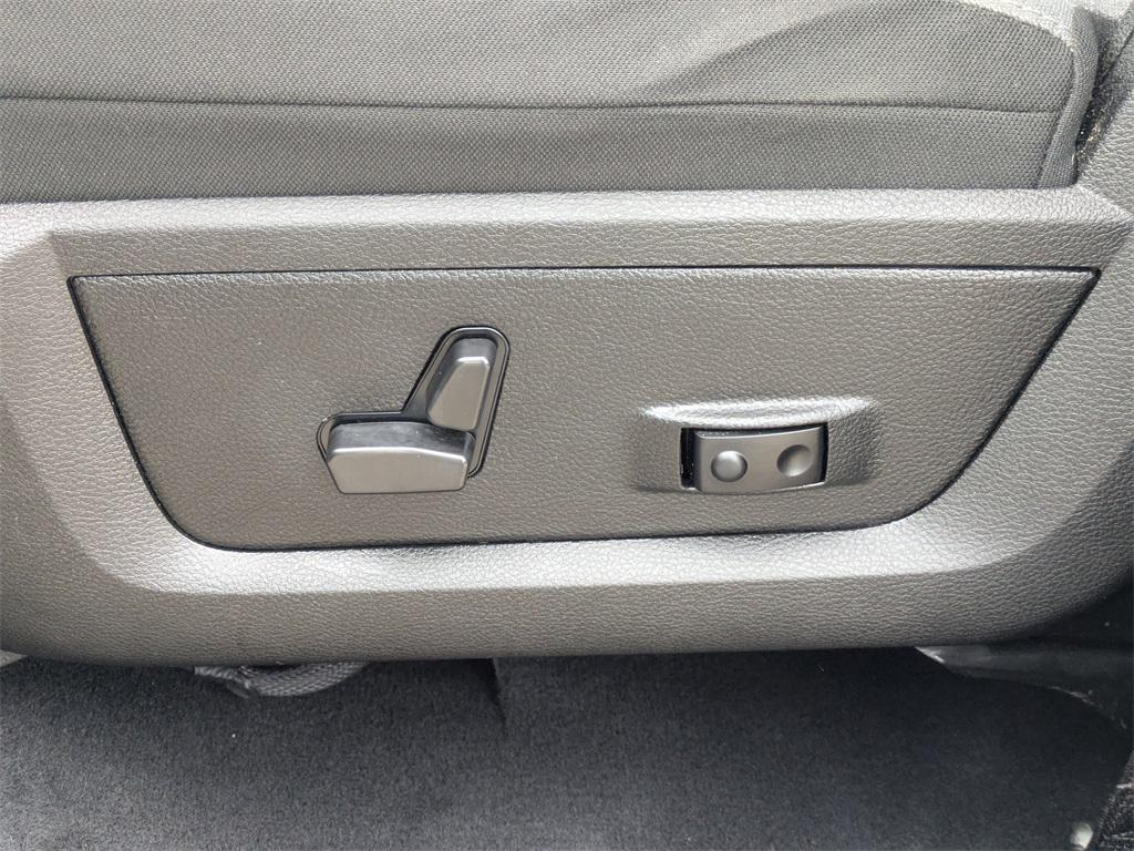 used 2023 Ram 1500 Classic car, priced at $26,445