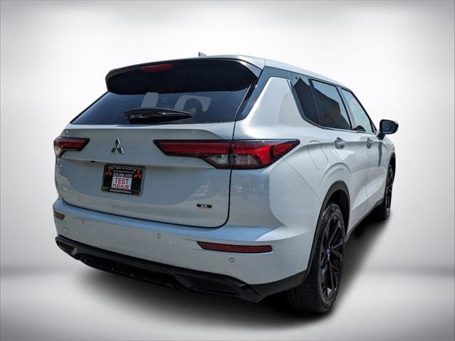 new 2024 Mitsubishi Outlander car