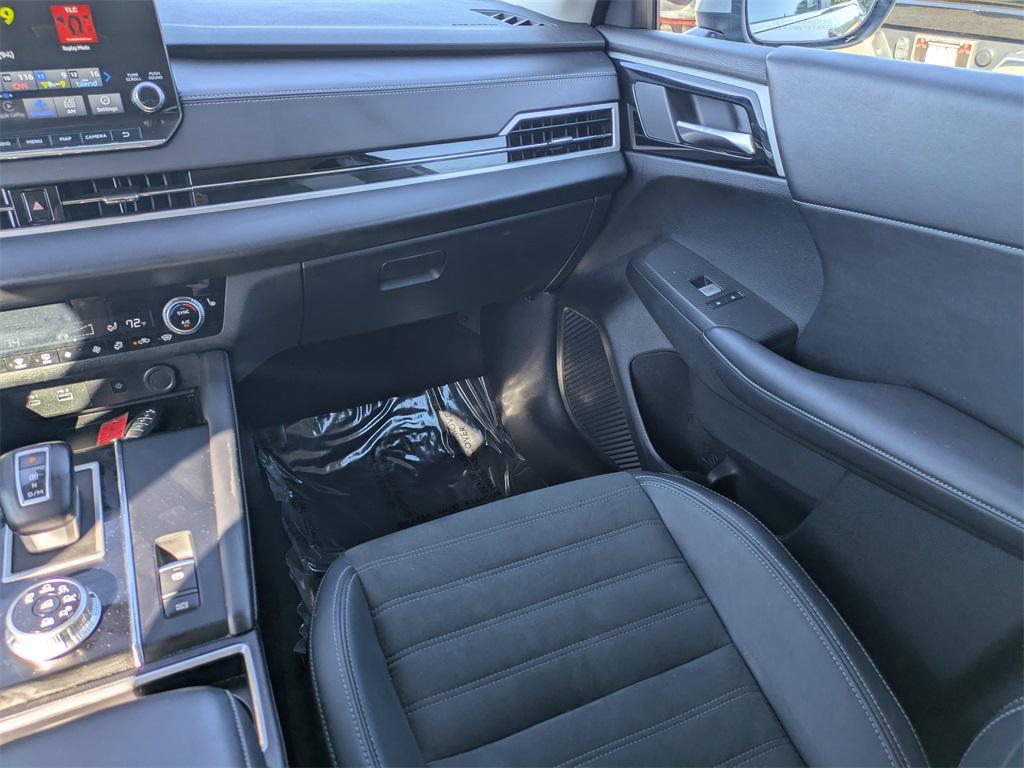 used 2024 Mitsubishi Outlander car, priced at $23,971