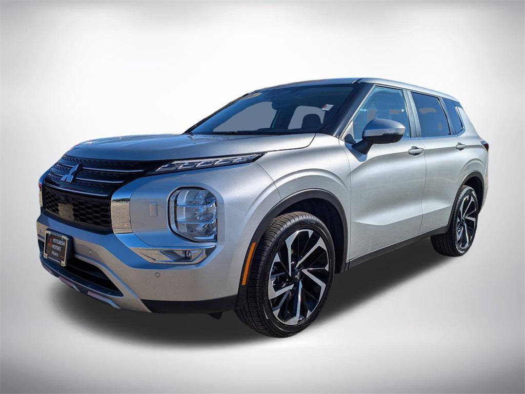 used 2024 Mitsubishi Outlander car, priced at $23,971