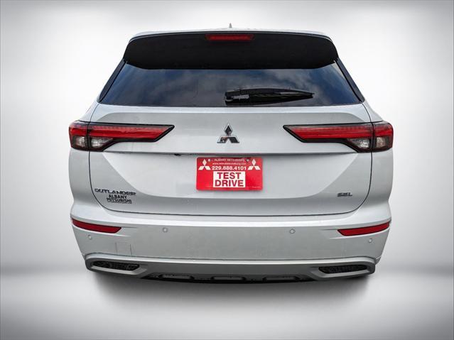 new 2024 Mitsubishi Outlander car, priced at $33,000