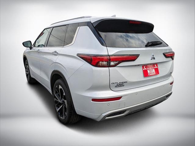 new 2024 Mitsubishi Outlander car, priced at $33,000