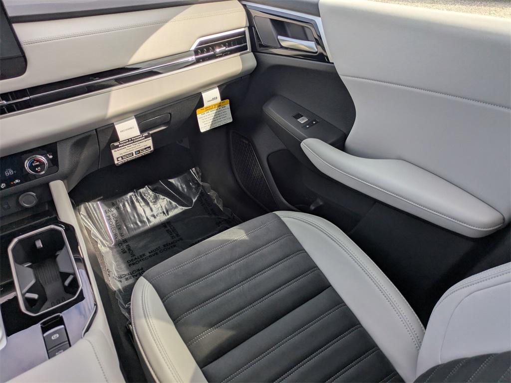new 2025 Mitsubishi Outlander car, priced at $34,295