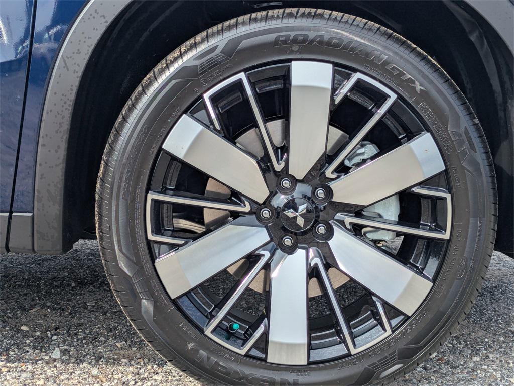 new 2025 Mitsubishi Outlander car, priced at $34,295