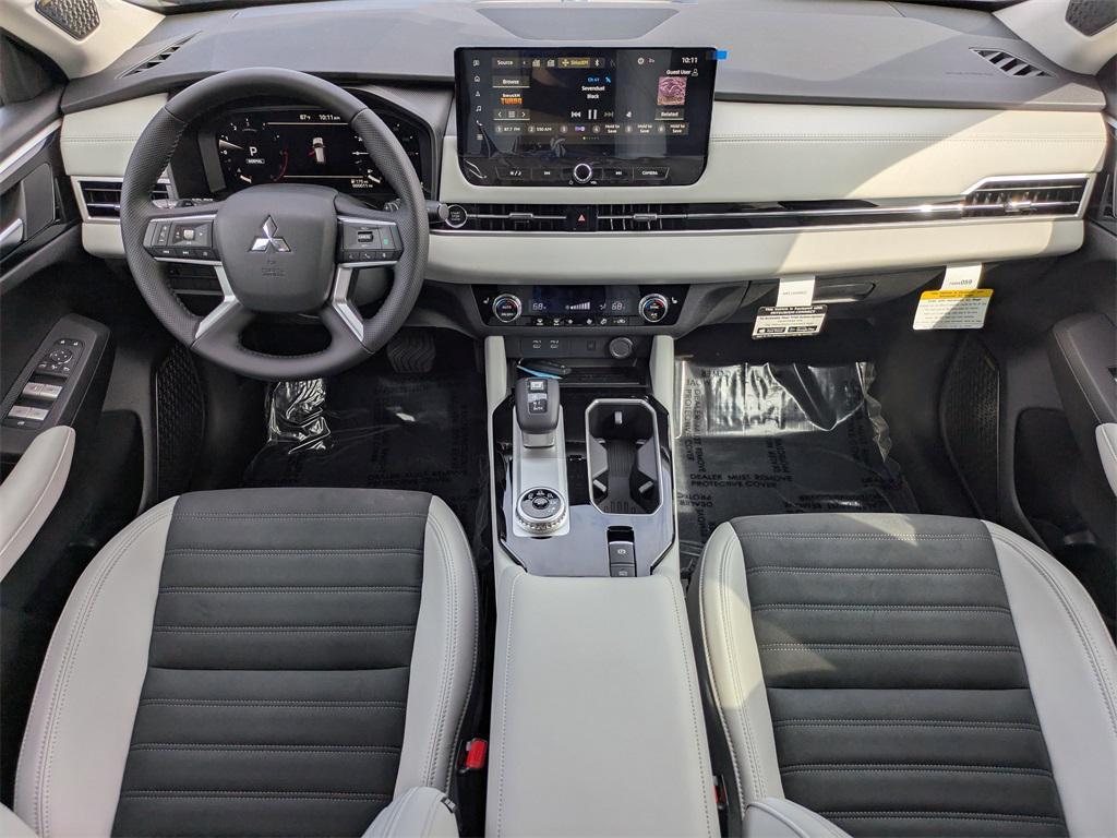 new 2025 Mitsubishi Outlander car, priced at $34,295