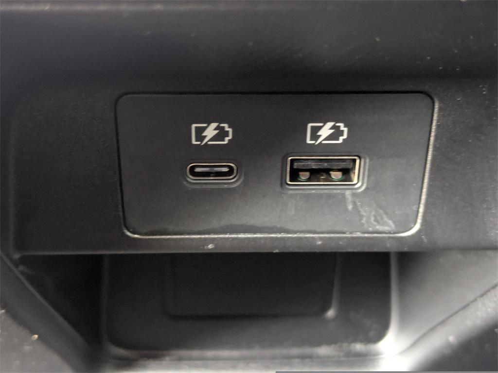 used 2024 Mitsubishi Outlander car, priced at $27,762
