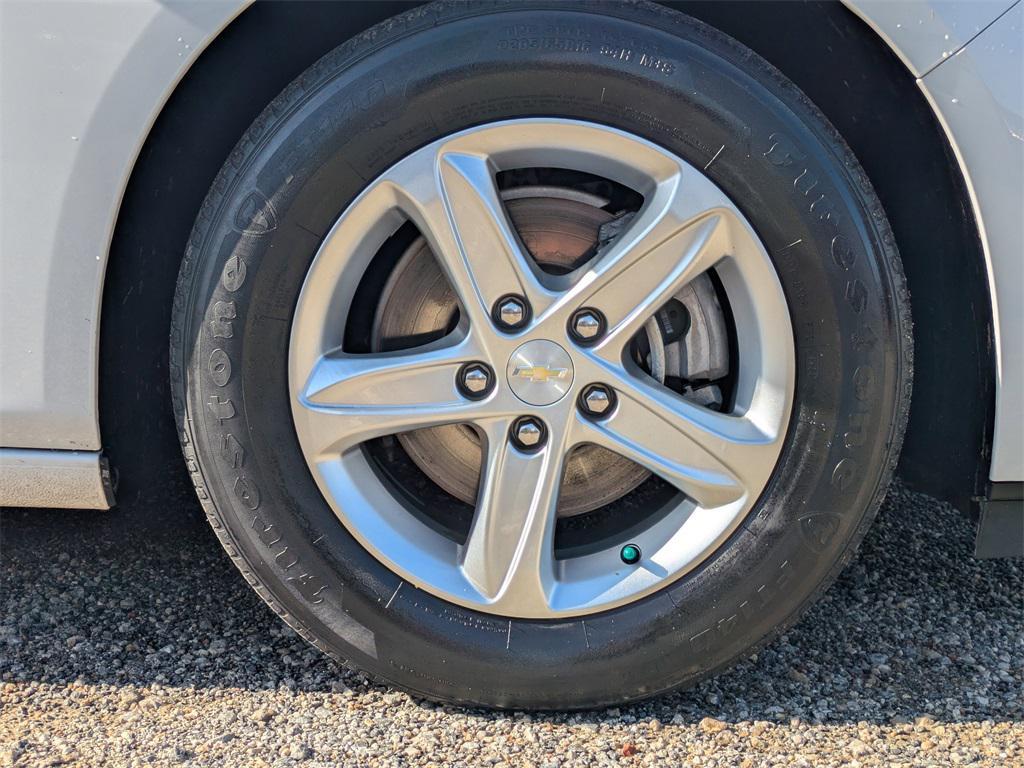 used 2023 Chevrolet Malibu car, priced at $19,552