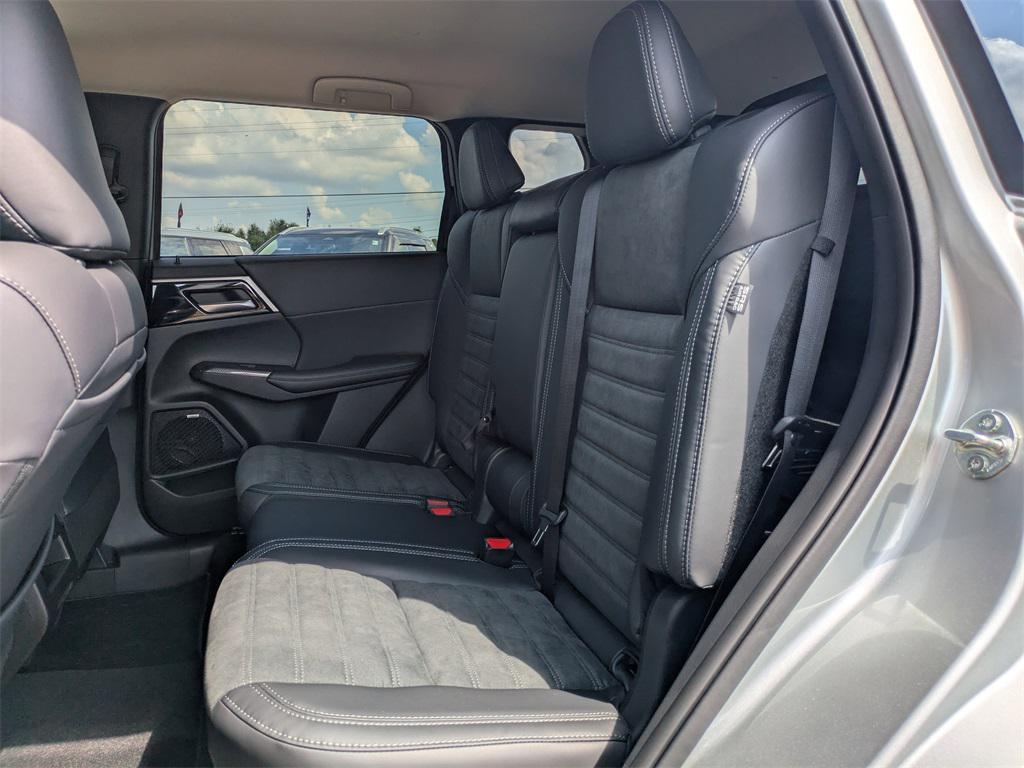 new 2025 Mitsubishi Outlander car, priced at $30,970