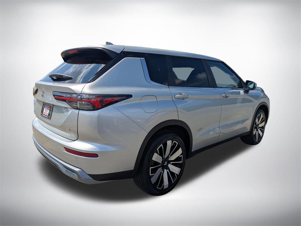 new 2025 Mitsubishi Outlander car, priced at $30,970