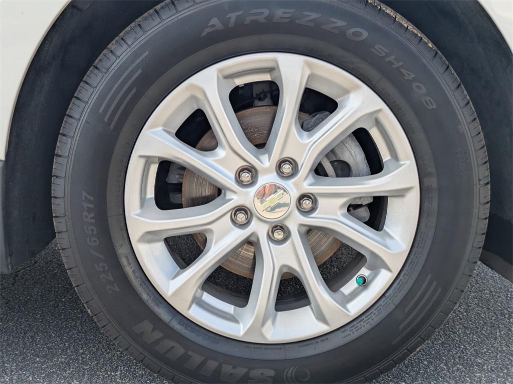 used 2020 Chevrolet Equinox car, priced at $18,106
