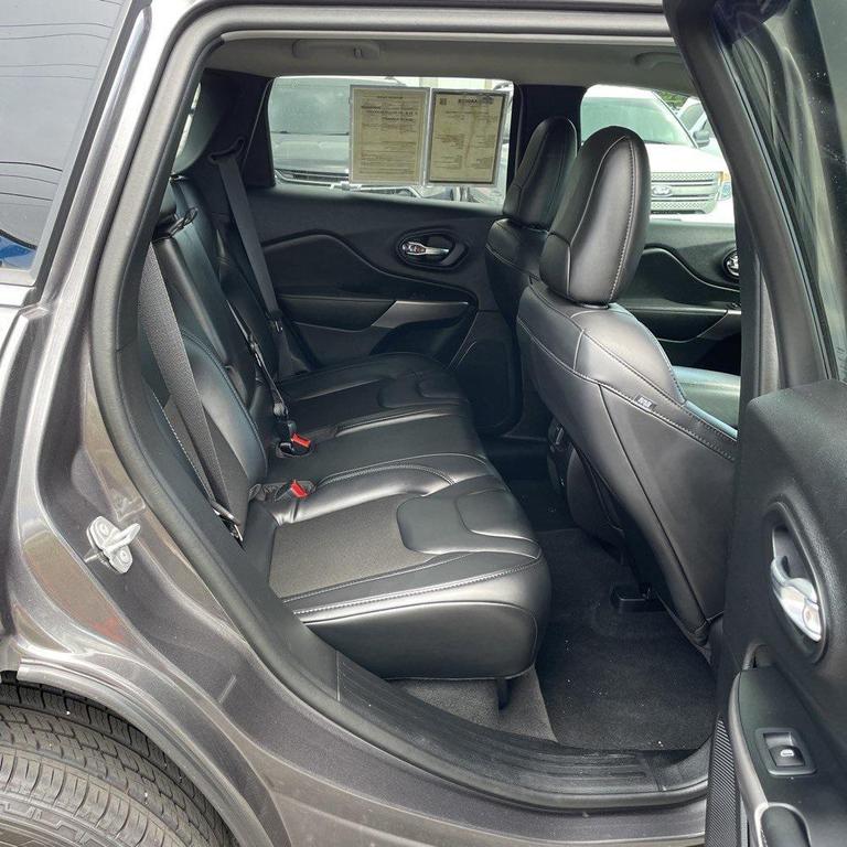 used 2021 Jeep Cherokee car, priced at $17,562