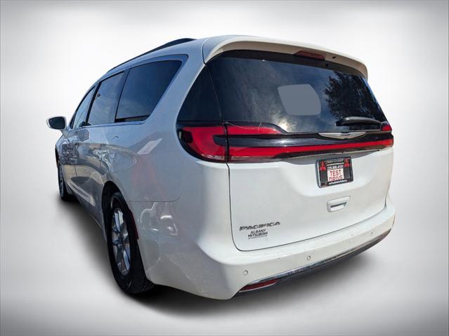 used 2022 Chrysler Pacifica car, priced at $20,000