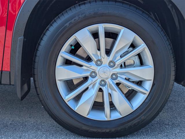 new 2025 Mitsubishi Outlander car, priced at $27,830