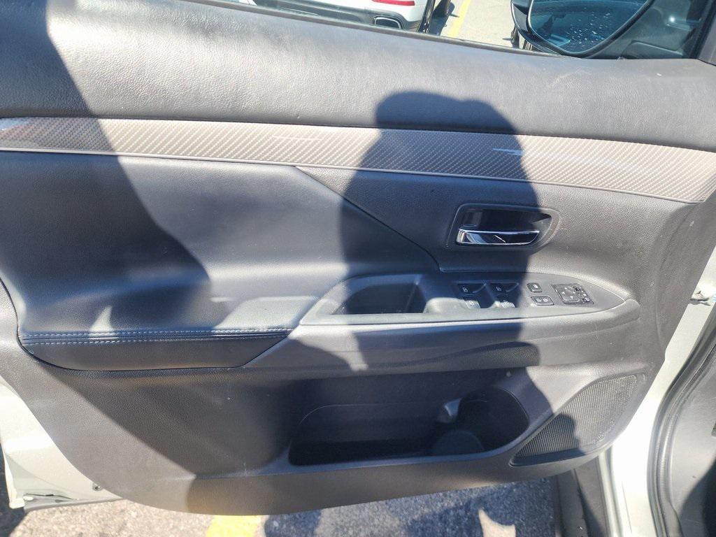 used 2020 Mitsubishi Outlander car, priced at $16,890