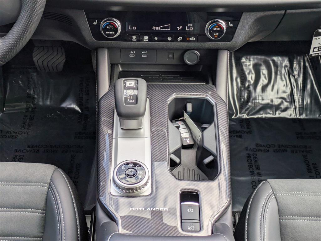 new 2025 Mitsubishi Outlander car, priced at $30,970
