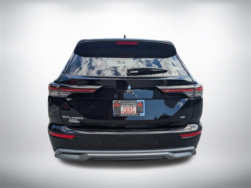 new 2025 Mitsubishi Outlander car, priced at $30,970