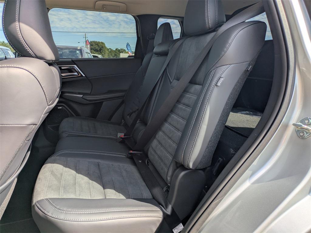 new 2025 Mitsubishi Outlander car, priced at $30,970