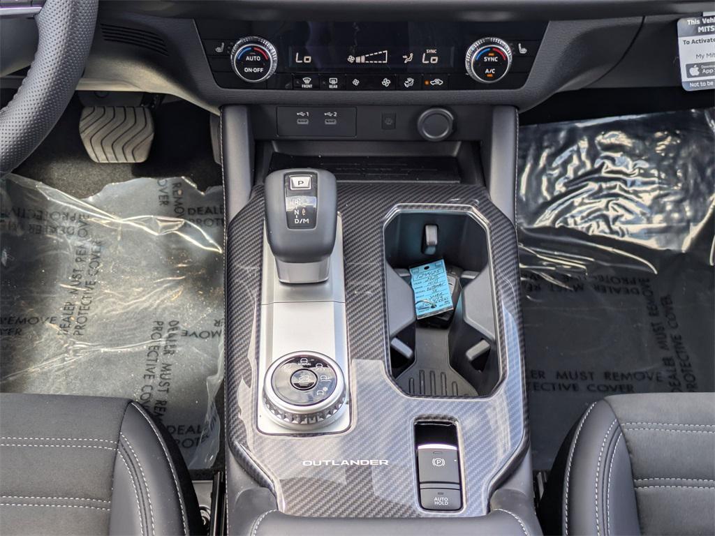 new 2025 Mitsubishi Outlander car, priced at $30,970