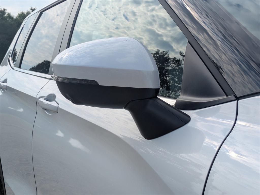 new 2025 Mitsubishi Outlander car, priced at $31,700