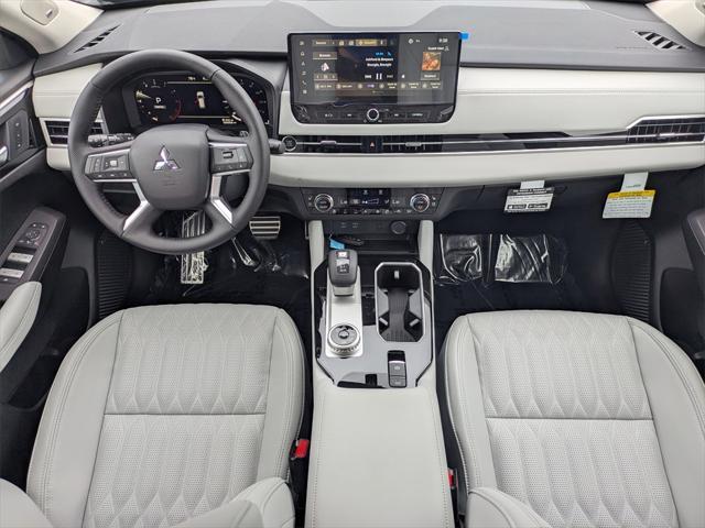 new 2025 Mitsubishi Outlander car, priced at $38,400