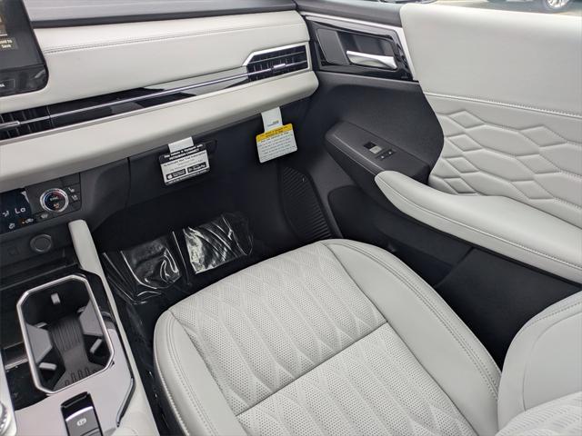 new 2025 Mitsubishi Outlander car, priced at $38,400