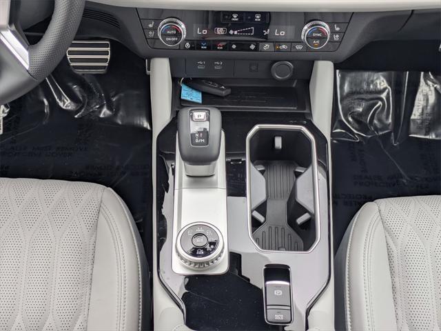 new 2025 Mitsubishi Outlander car, priced at $38,400