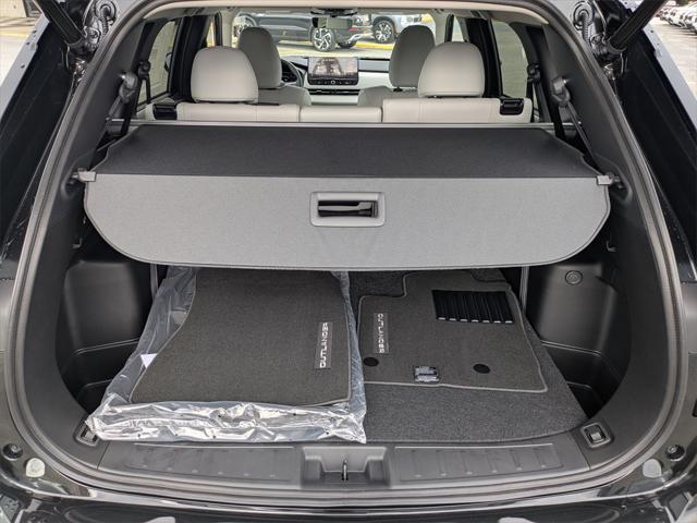 new 2025 Mitsubishi Outlander car, priced at $38,400