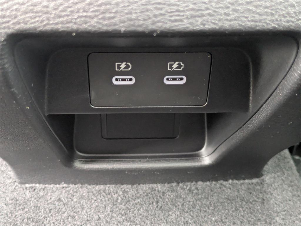 new 2025 Mitsubishi Outlander car, priced at $36,900