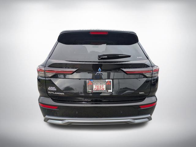 new 2025 Mitsubishi Outlander car, priced at $38,400