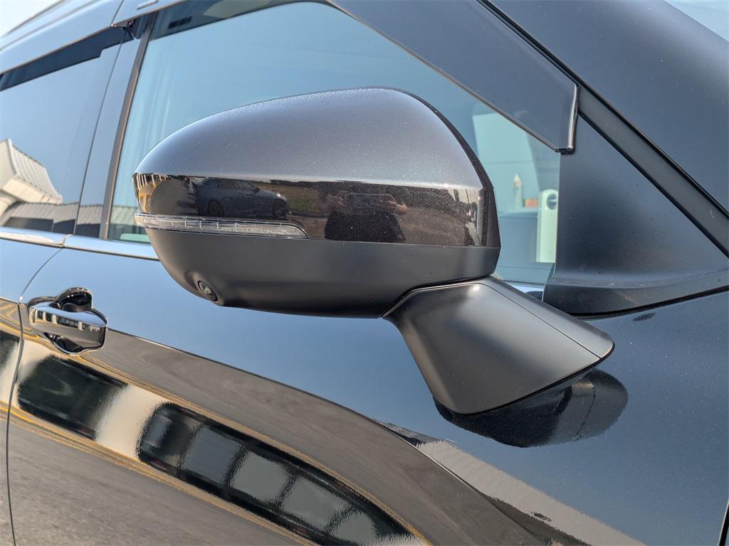 new 2025 Mitsubishi Outlander PHEV car, priced at $47,480