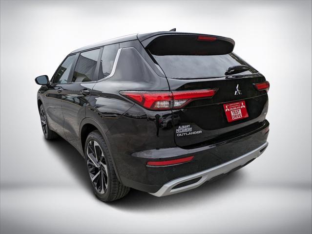 new 2024 Mitsubishi Outlander car, priced at $33,000