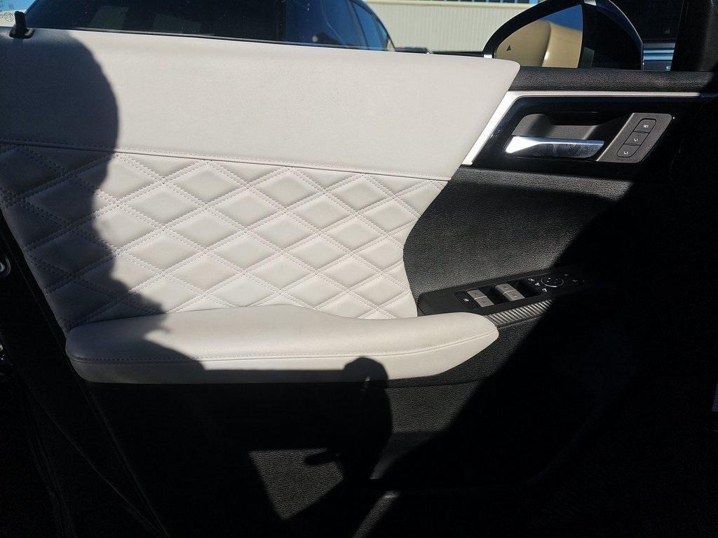 used 2024 Mitsubishi Outlander car, priced at $26,200