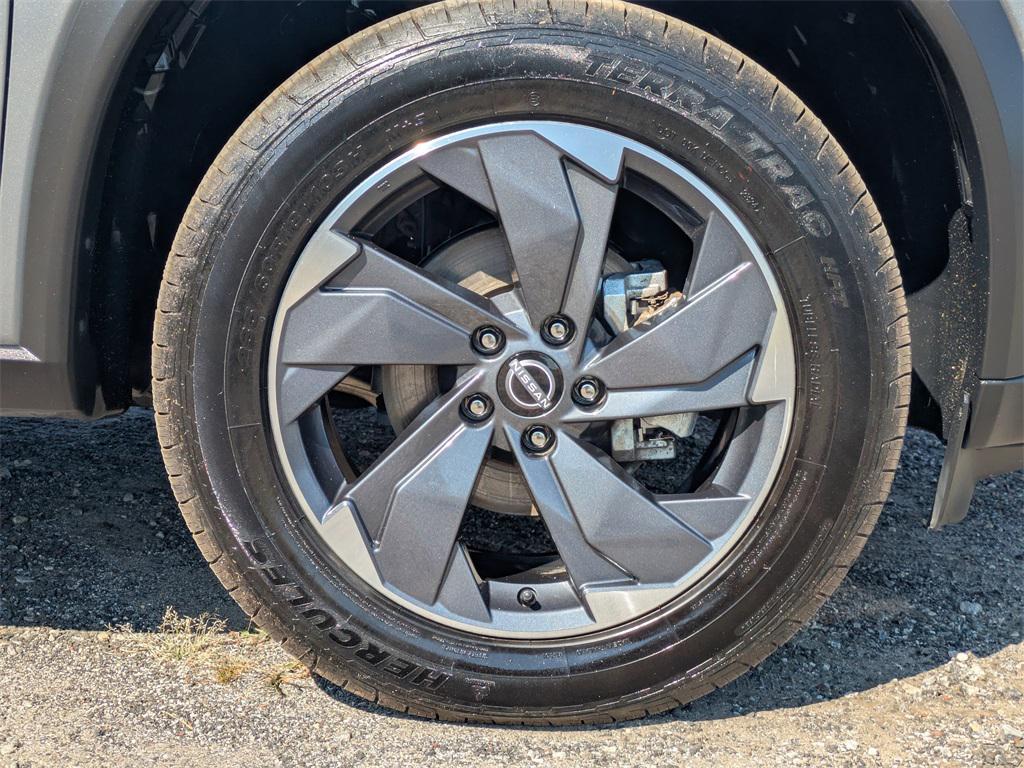 used 2024 Nissan Rogue car, priced at $22,070