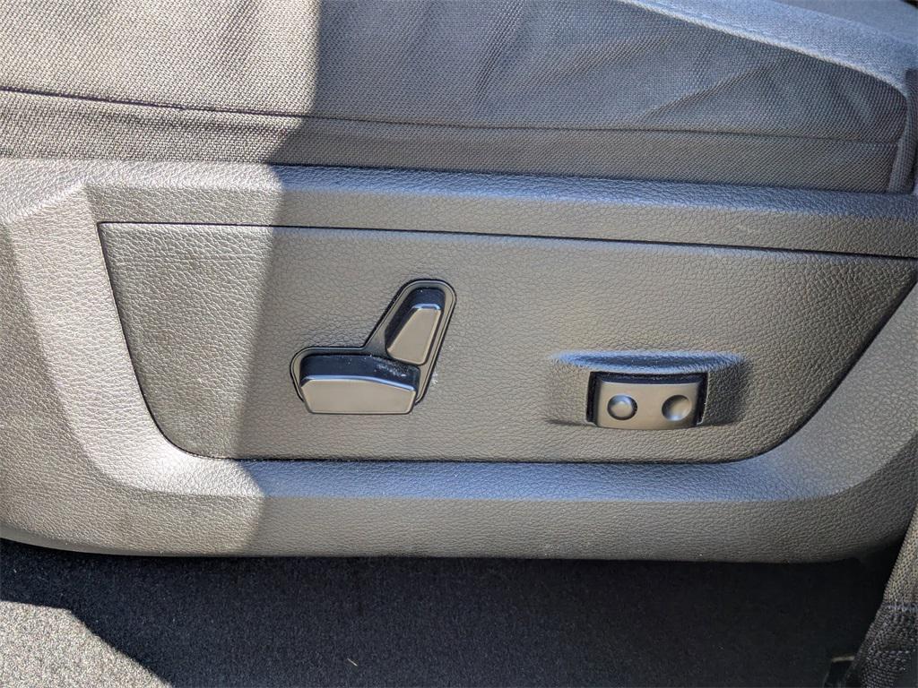 used 2023 Ram 1500 Classic car, priced at $27,310