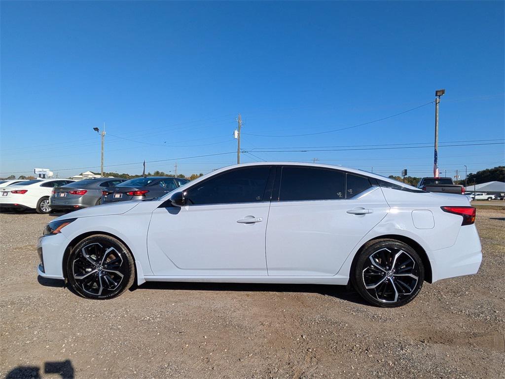 used 2023 Nissan Altima car, priced at $20,558