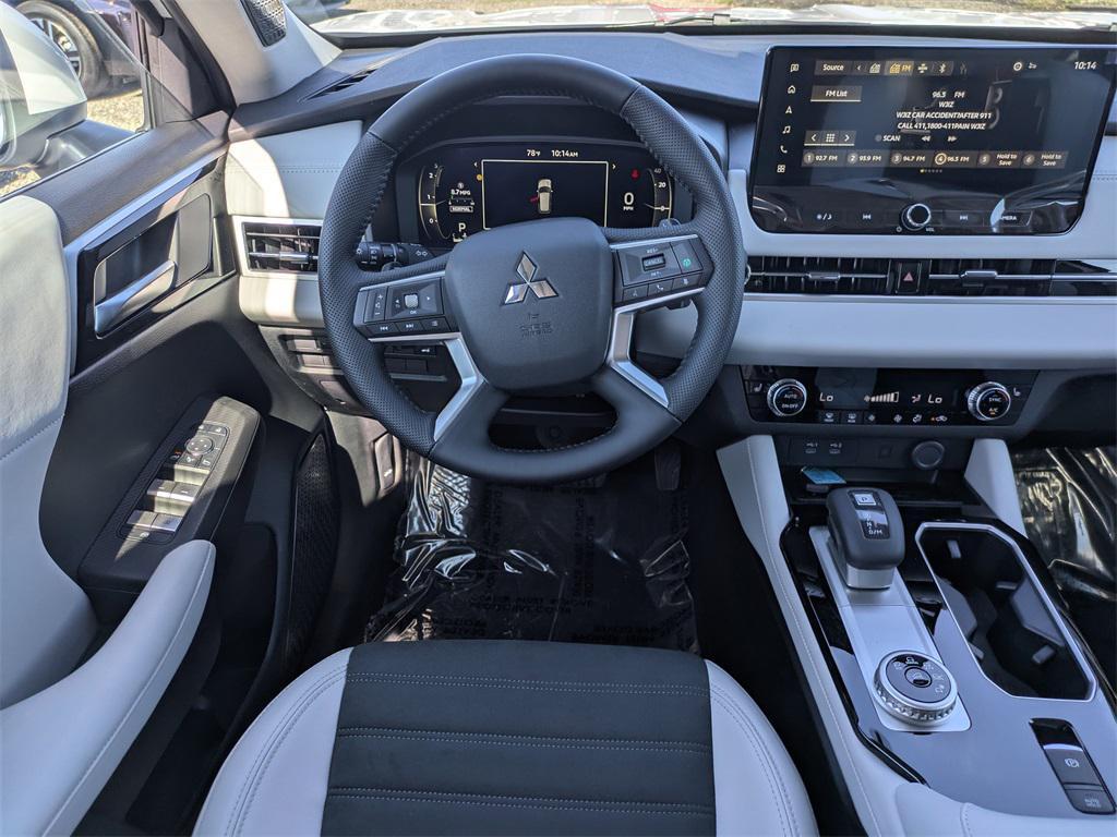 new 2025 Mitsubishi Outlander car, priced at $34,890