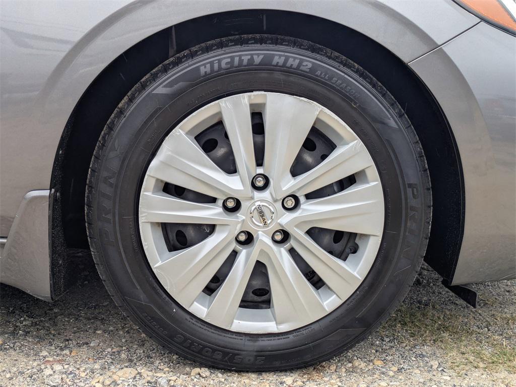 used 2022 Nissan Sentra car, priced at $17,696