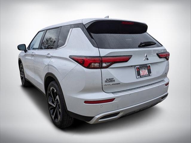 new 2024 Mitsubishi Outlander car, priced at $34,000