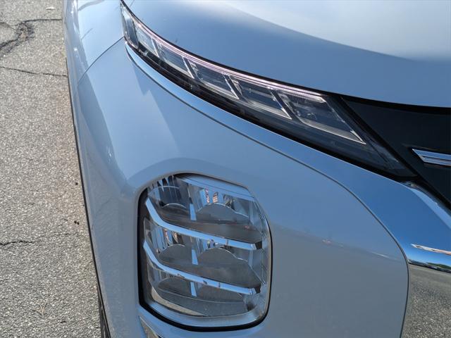 new 2025 Mitsubishi Outlander car, priced at $39,940