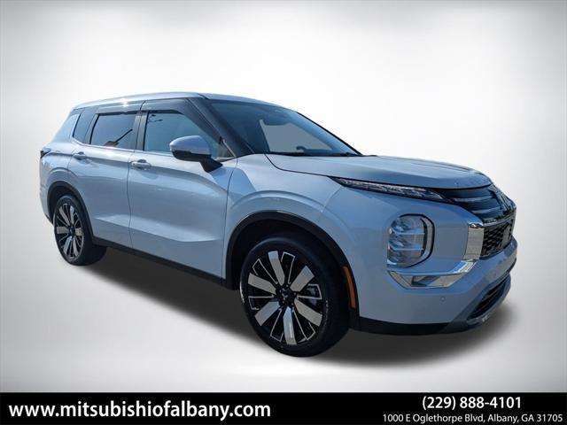 new 2025 Mitsubishi Outlander car, priced at $39,940