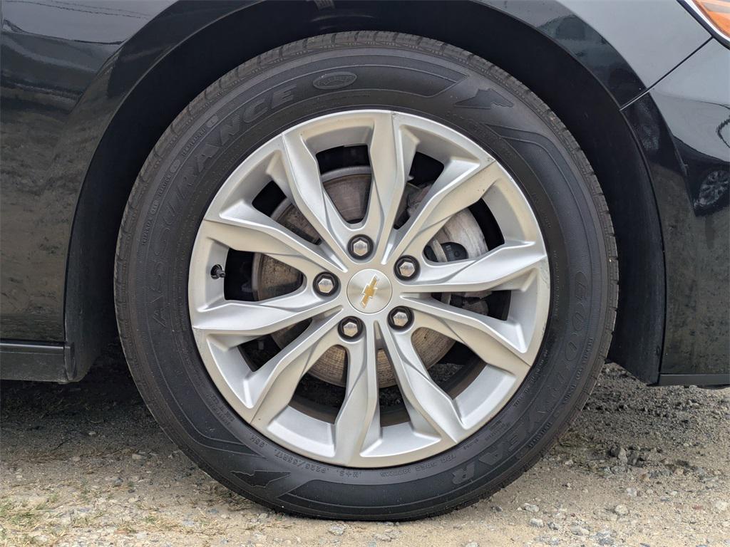 used 2024 Chevrolet Malibu car, priced at $20,793