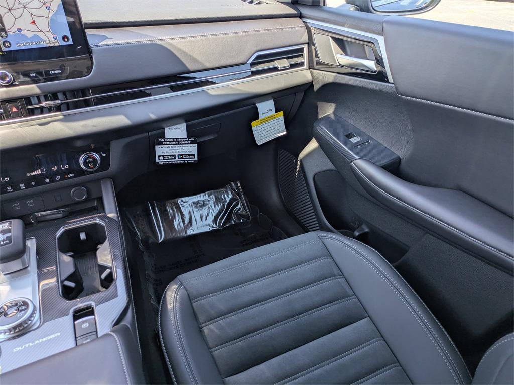 new 2025 Mitsubishi Outlander car, priced at $29,970